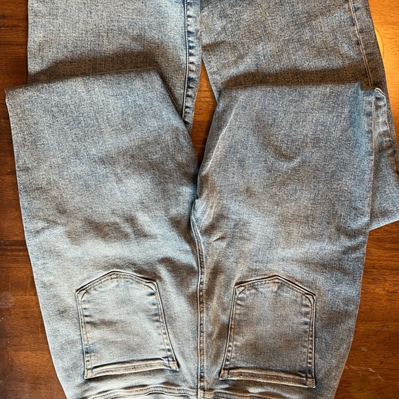 Good American Jeans 👖 - Picture 2 of 7